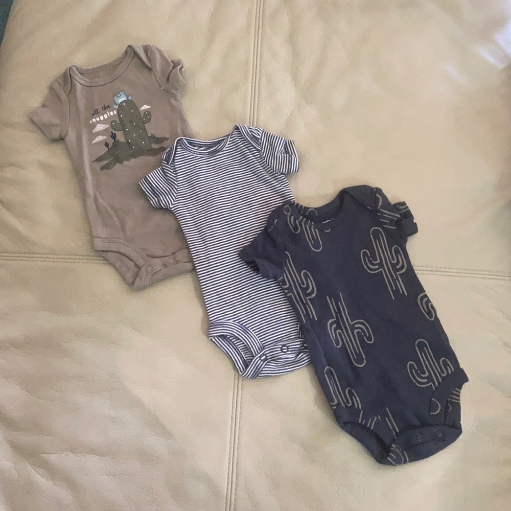 Newborn body suits